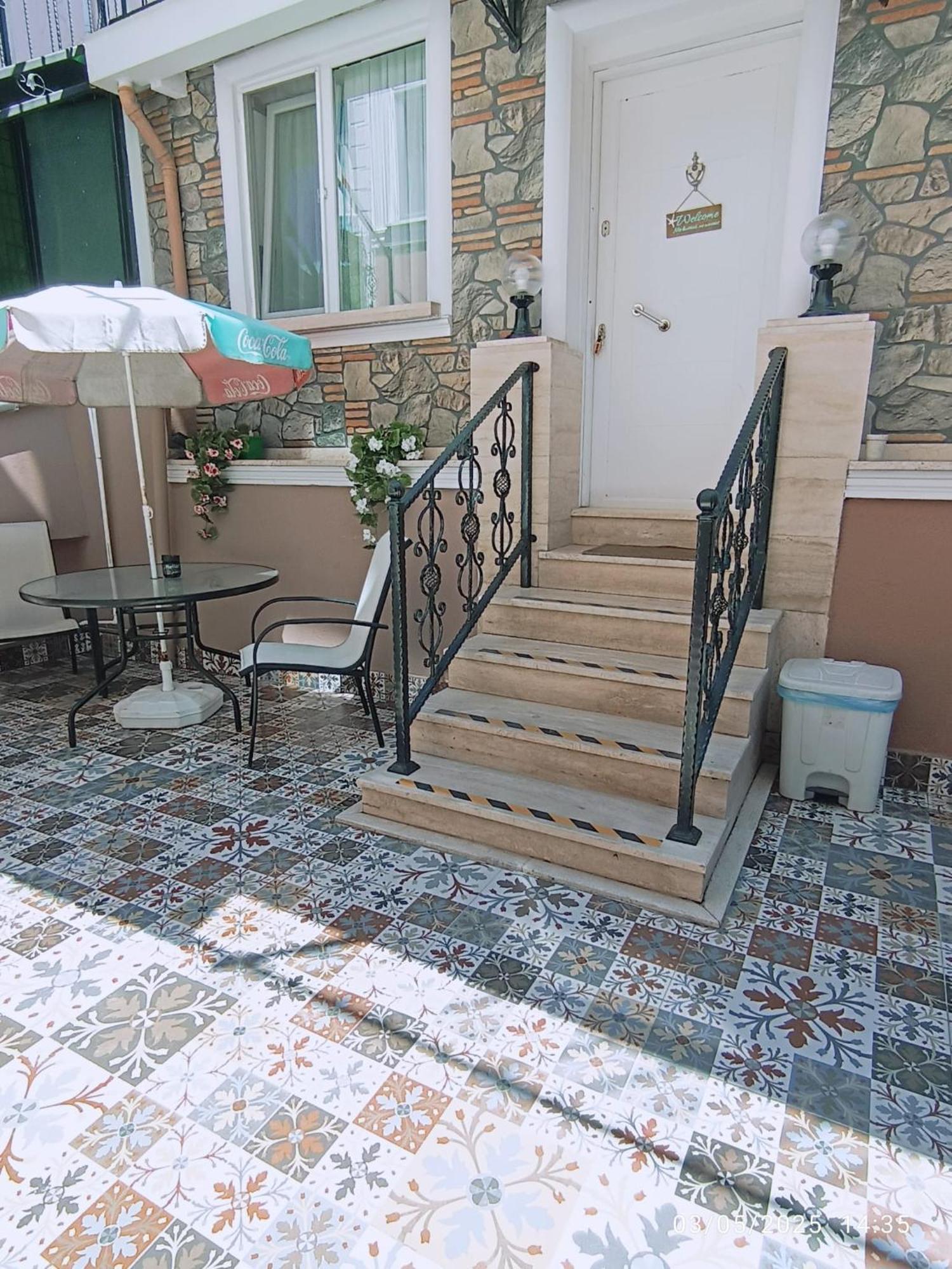 Little Palace Blue Apartment Isztambul Kültér fotó